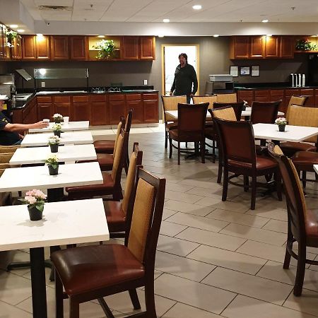 Hawthorn Extended Stay By Wyndham Кингсленд Екстериор снимка
