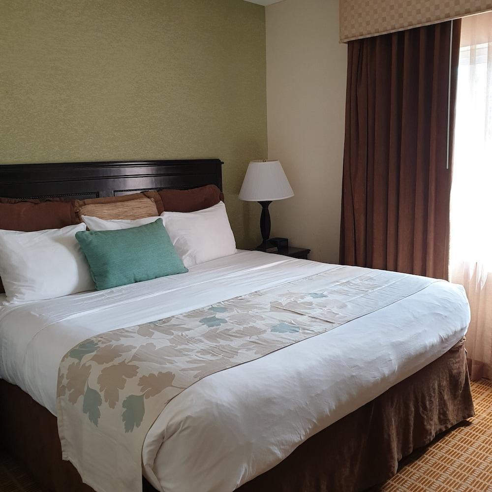 Hawthorn Extended Stay By Wyndham Кингсленд Екстериор снимка