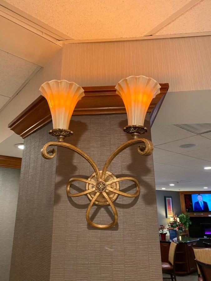 Hawthorn Extended Stay By Wyndham Кингсленд Екстериор снимка