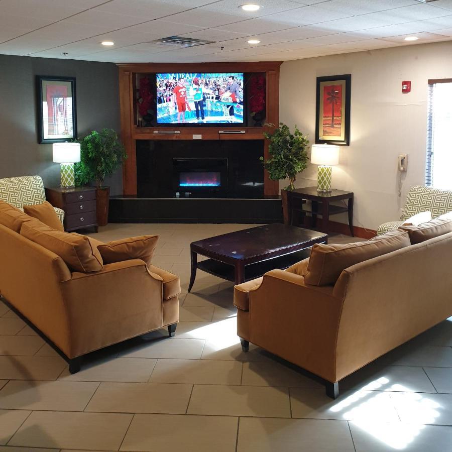 Hawthorn Extended Stay By Wyndham Кингсленд Екстериор снимка
